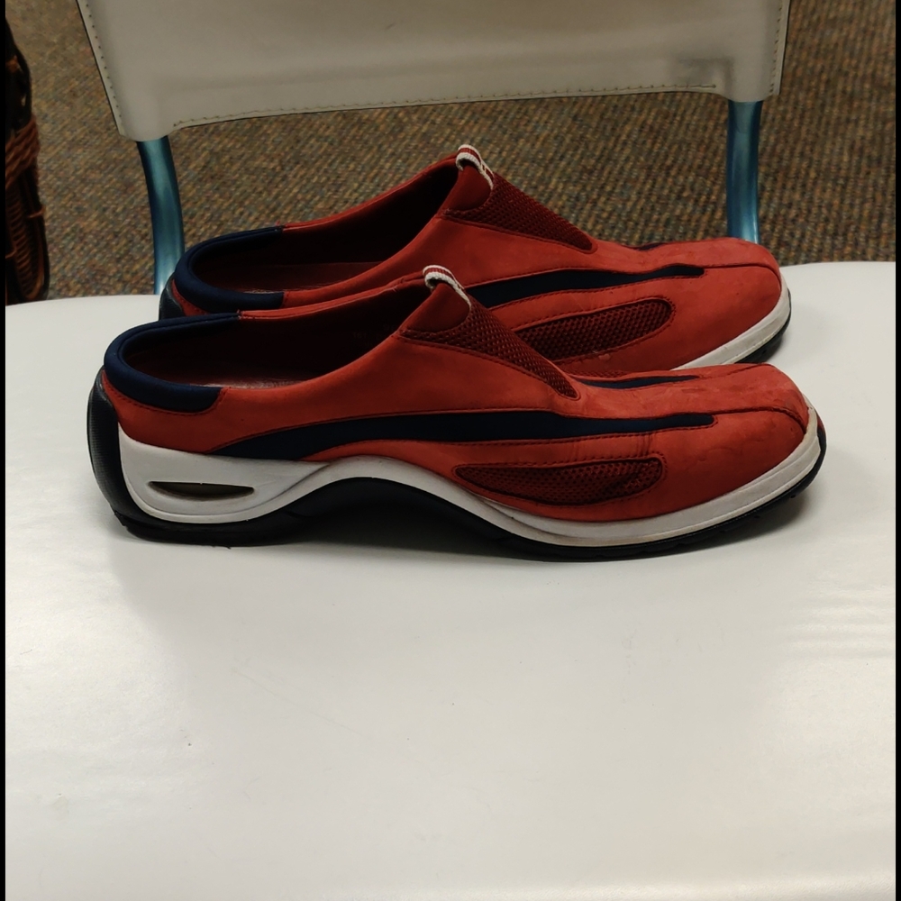 Red Cole Haan sneakers size 9B very nice